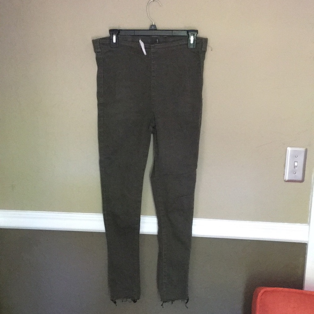 Free People High waisted raw hem jeggings